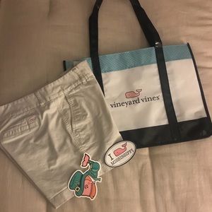 Vineyard Vines 2 (all shown included) EUC